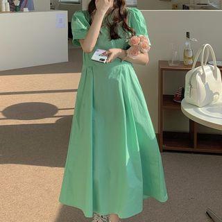 Short-sleeve Plain Midi A-line Dress Green - One Size