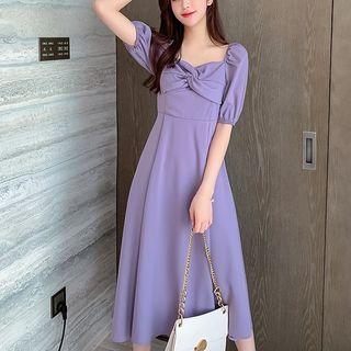 Short-sleeve Twist Midi A-line Dress