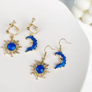Non-matching Moon & Sun Dangle Earring