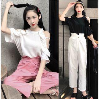 Elbow-sleeve Ruffle Cold-shoulder T-shirt / Paperbag Waist Cropped Pants
