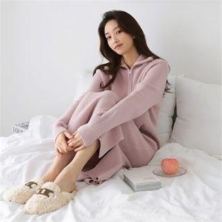 Turtle-neck Zip-detail Midi Knit Dress