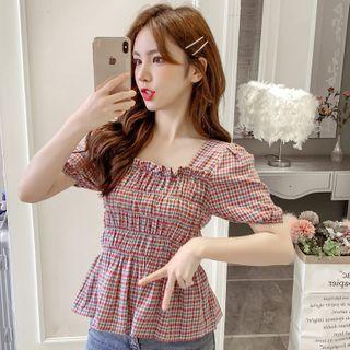 Short-sleeve Ruffled Trim Plaid T-shirt