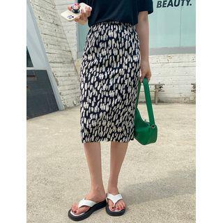 Plus Size Crystal-pleat Midi Leopard Skirt