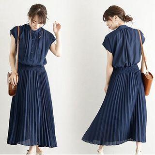 Cap-sleeve Midi A-line Pleated Dress