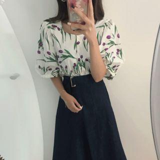 Tulip Printed Balloon-sleeve Blouse