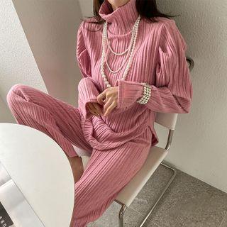 Set: Turtle-neck Pleated Top + Band-waist Pants