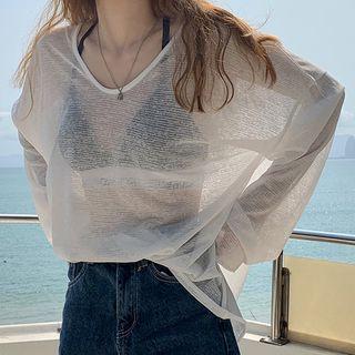 Plain V-neck Sheer T-shirt