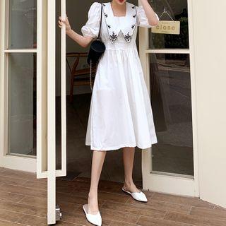 Flower-embroidered Chelsea-collar Long Dress
