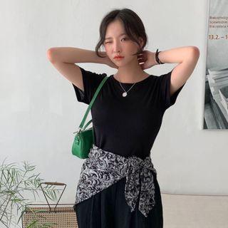 Basic Pastel Slim-fit Silky T-shirt