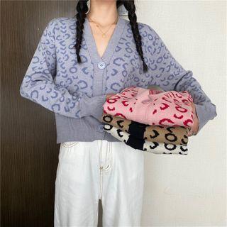 Long-sleeve Leopard Print Buttoned Knit Top