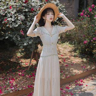 Short-sleeve V-neck Lace Maxi A-line Dress