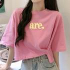 Short-sleeve Lettering Knotted Crop T-shirt