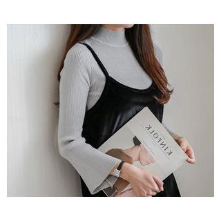 Mock-neck Bell-sleeve Rib-knit Top