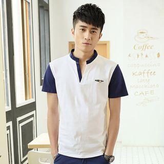 Split-neck Panel Short-sleeve T-shirt