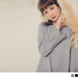 Lace Cuff Long Sleeve Chiffon Top