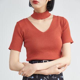 Plain Short Sleeve Knit Top With Choker