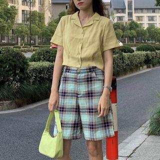 Short-sleeve Shirt / Plaid Shorts