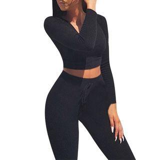 Set: Knit Crop Top + Skinny Pants