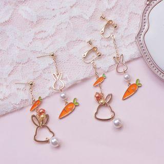 Non-matching Carrot Rabbit Drop Earring / Clip-on Earring