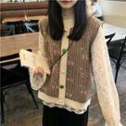 Long-sleeve Lace Top / Floral Print Buttoned Knit Vest