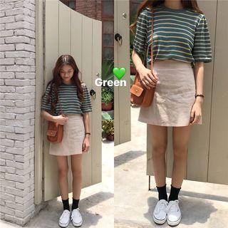 Striepd Tee / Plain A-line Skirt