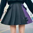 Two-tone Mini Pleated Skirt
