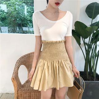 Plain Convestable Slim-fit Short-sleeve T-shirt / Plain High-waist A-line Skirt