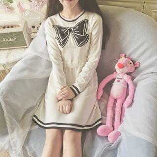 Long-sleeve Bow-print A-line Mini Knit Dress