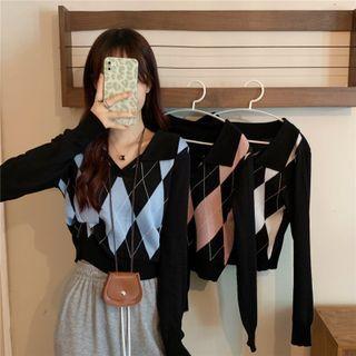 Long-sleeve Argyle Collared Knit Top