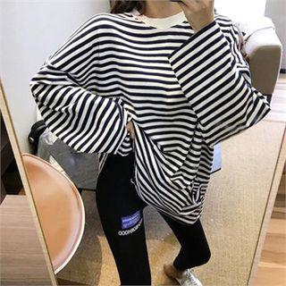Set: Slit-trim Stripe T-shirt + Letter Print Leggings
