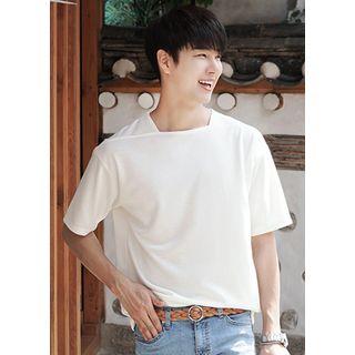 Square-neck Seam-trim T-shirt