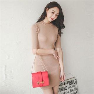 Crew-neck Short-sleeve Bodycon Knit Dress