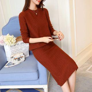 Set: Long-sleeve Sweater + Pencil Skirt