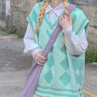 Heart Embroidered Argyle Sweater Vest