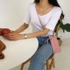 U-neck Lettuce-edge T-shirt