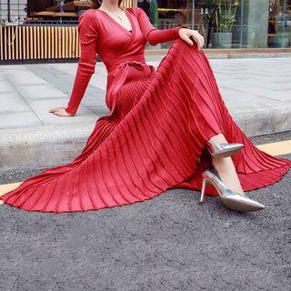 Long-sleeve Maxi Knit Pleated Dress