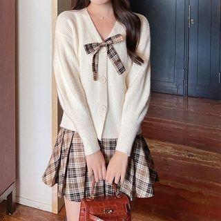 Ribbed Knit Cardigan / Plaid Mini Pleated Skirt / Set
