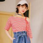 Stripe Off-shoulder Strap Short-sleeve T-shirt