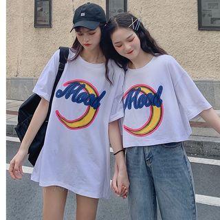 Elbow-sleeve Moon Printed T-shirt