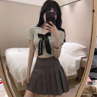 Short-sleeve Bow Neck Top / Pleated Skirt / Set