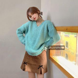 V-neck Sweater / Turtleneck Floral Top