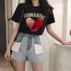 Heart Print Short-sleeve T-shirt / Color Block Denim Shorts
