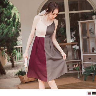 Spaghetti Strap V-neck Color Block A-line Dress