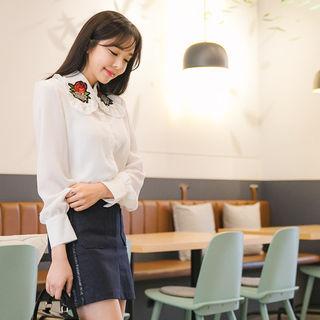 Frilled-collar Embroidered Blouse