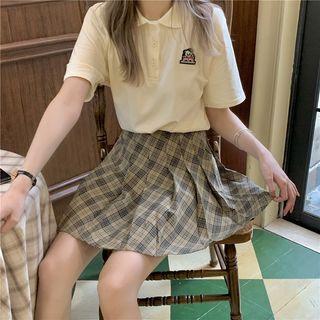Short-sleeve Embroidered Polo Shirt / Plaid Pleated Skirt