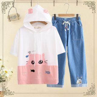 Cat Print Hooded T-shirt / Straight Leg Jeans / Set