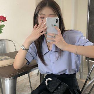 Short-sleeve Contrast Trim Blouse Blue - One Size