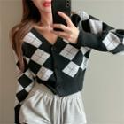 Long Sleeve V-neck Argyle Jacquard Cropped Cardigan Black & White - One Size