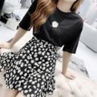 Short-sleeve Floral Embroidery T-shirt Black - One Size