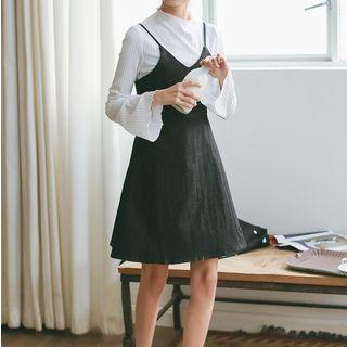 Ribbed Bell-sleeve T-shirt
